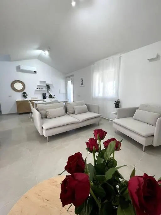 Villa Ami Castiadas